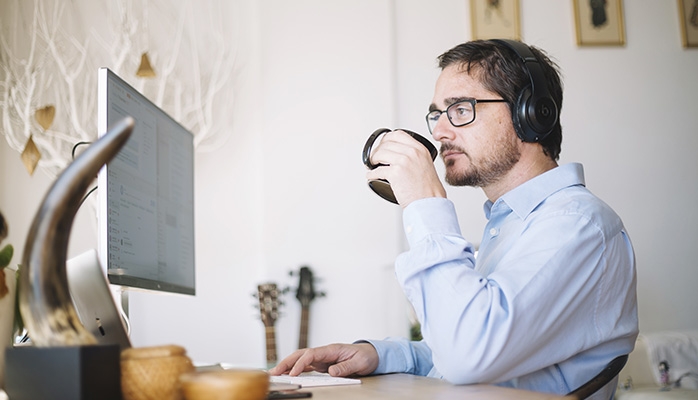 Le télétravail à l'étranger sans autorisation de l'employeur constitue une faute grave